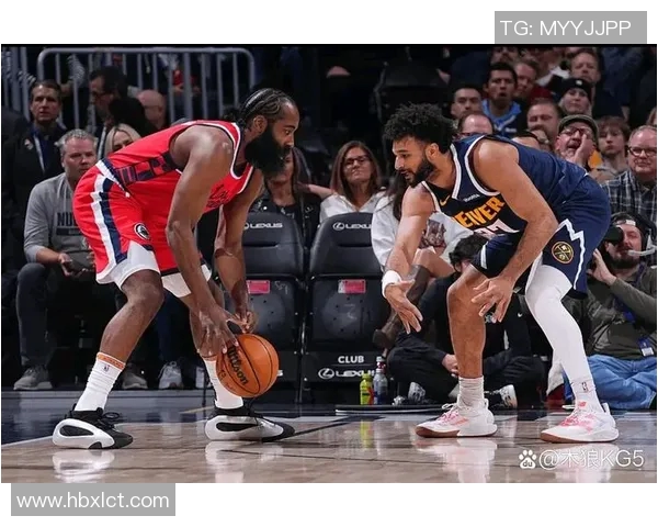 快船与凯尔特人激战正酣NBA赛场精彩瞬间回顾与分析