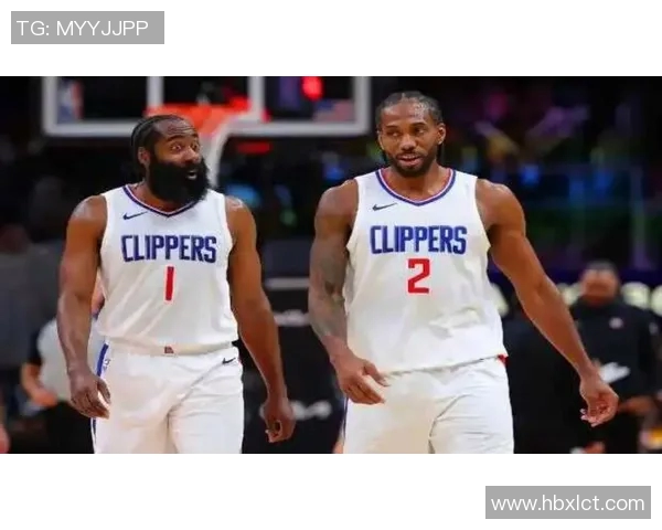 火箭队与快船队激战正酣12月20日精彩对决不容错过